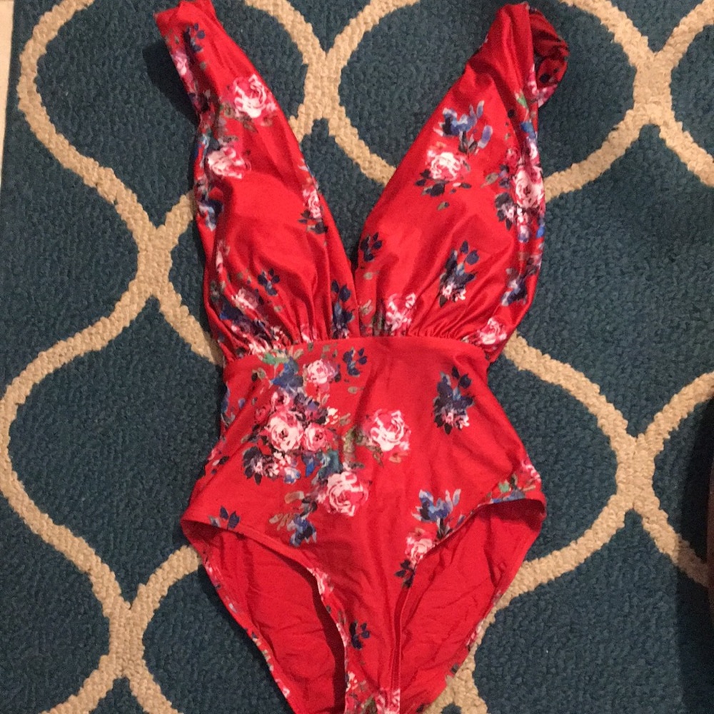 NWOT ModCloth One Piece Floral Swimsuit